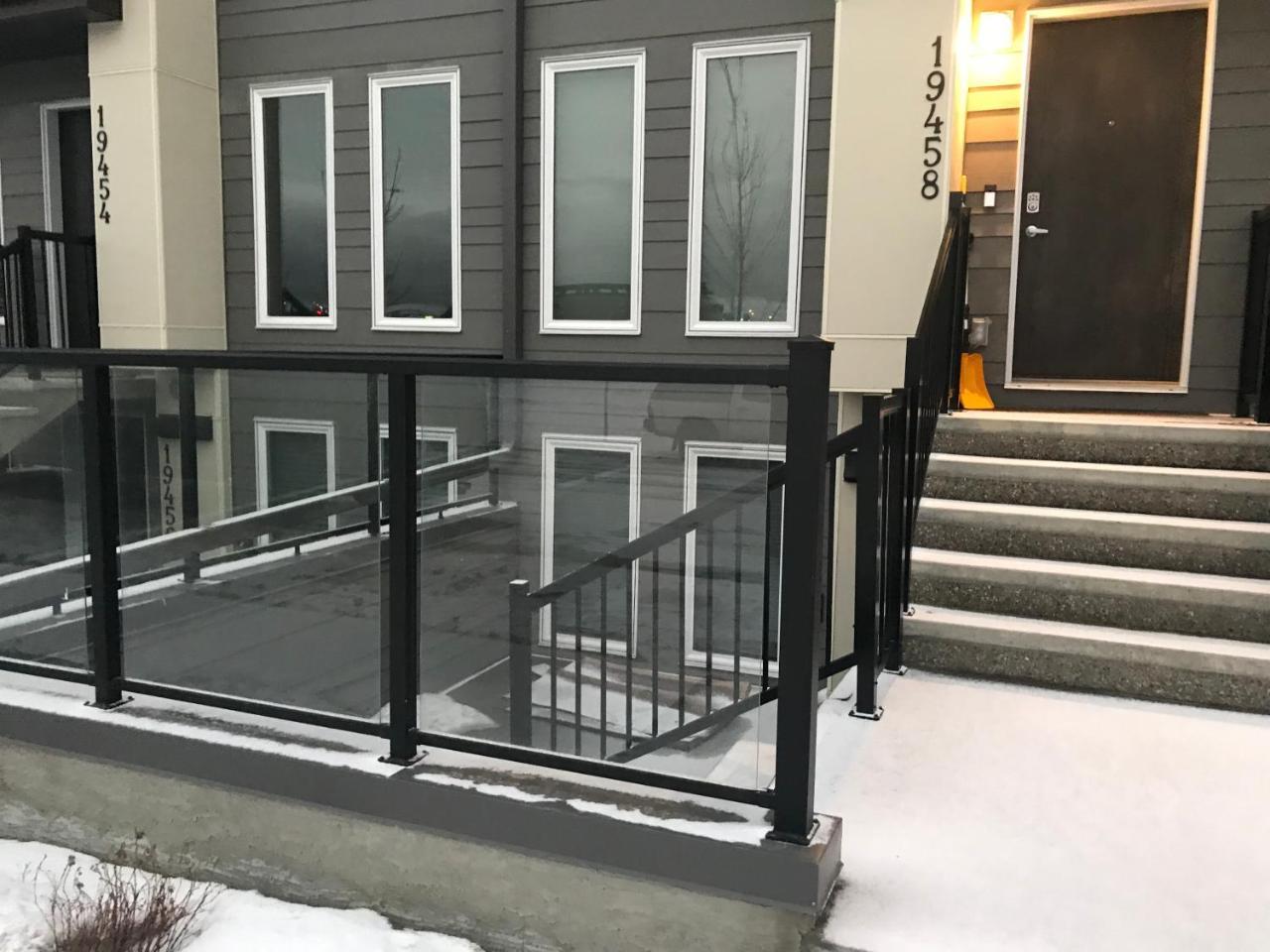 Home Sweet Condo Calgary Exterior photo